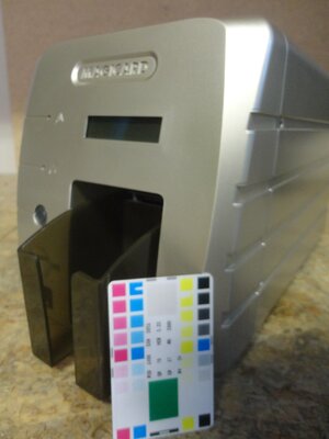 MAGICARD RIO 2E * Single Side Card Printer Colour USB / LAN 300DPI